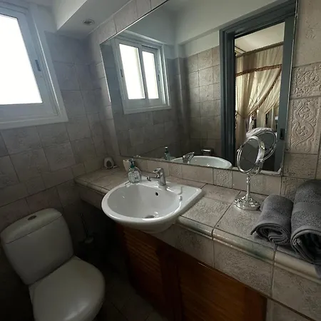 Tranquility Luxury Flat * Strovolos